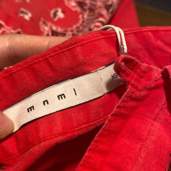 NWT MNML Men's Red Bandana Print Button Front Cotton Button Down SS Shirt XS - Picture 5 of 8